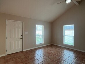 3118 Seafoam Dr in Corpus Christi, TX - Building Photo - Building Photo