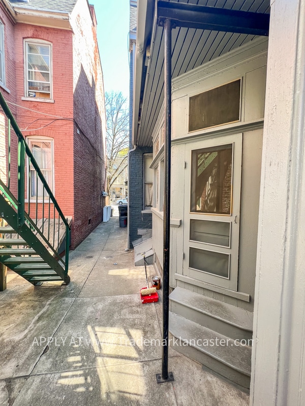 132 College Ave in Lancaster, PA - Building Photo - Building Photo