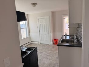 4 Berry St in Peabody, MA - Building Photo - Building Photo