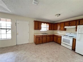 207 N Cougar St in San Juan, TX - Building Photo - Building Photo
