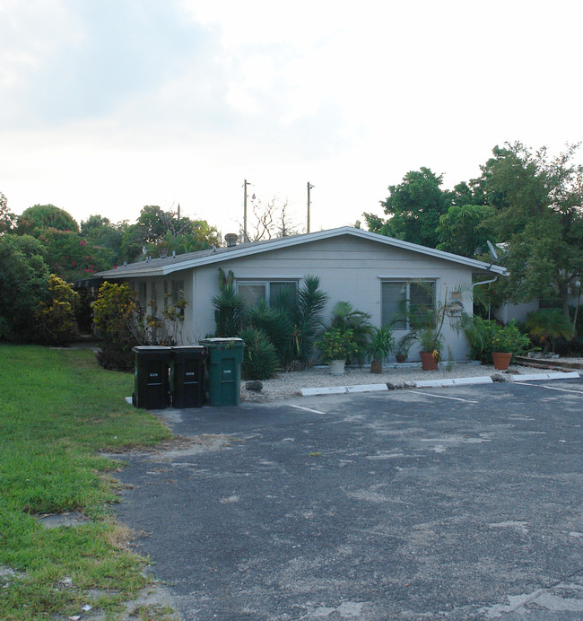 1310-1312 Miami Rd in Fort Lauderdale, FL - Building Photo - Building Photo