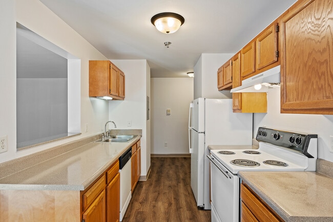 Parkcrest Apartments in Wyoming, MI - Foto de edificio - Building Photo