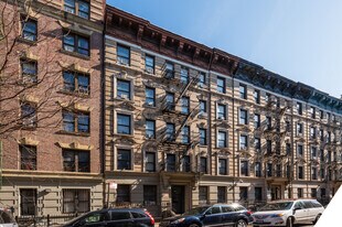 533 W 151st St in New York, NY - Building Photo