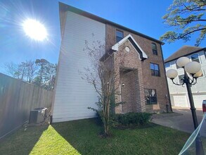 3710 Sherwood Ln in Houston, TX - Building Photo - Building Photo