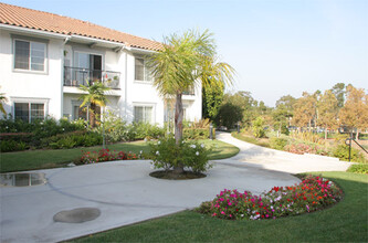 Villa Paloma Senior Apartments in San Juan Capistrano, CA - Building Photo - Building Photo