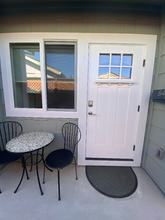 8489 Larch Ave in Cotati, CA - Foto de edificio - Building Photo