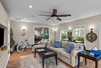 66 Quarterdeck in New Bern, NC - Building Photo - Building Photo