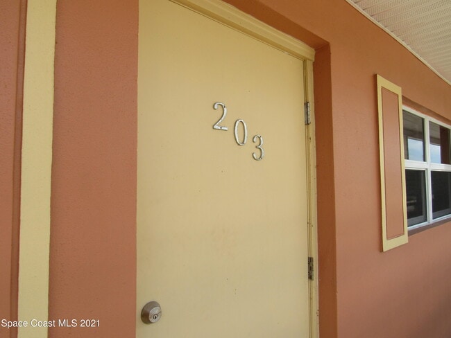 400 Catalina Rd in Cocoa Beach, FL - Building Photo - Building Photo