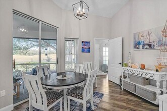 4427 Highland Oaks Cir in Sarasota, FL - Building Photo - Building Photo