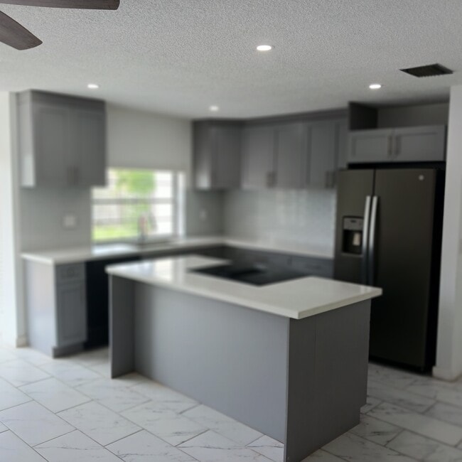 6533 Sweet Maple Ln in Boca Raton, FL - Building Photo - Building Photo
