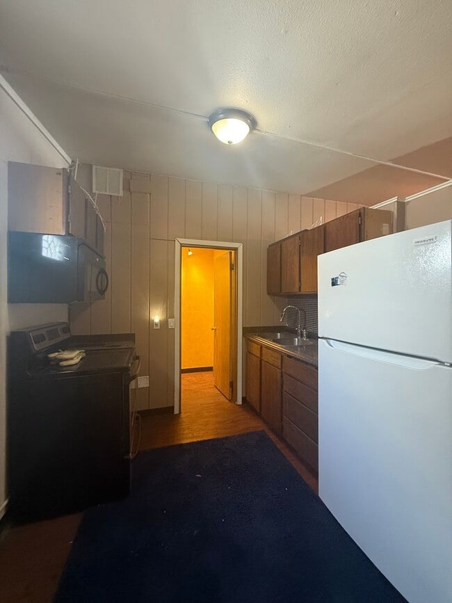 500 Baranof Ave in Fairbanks, AK - Building Photo - Building Photo