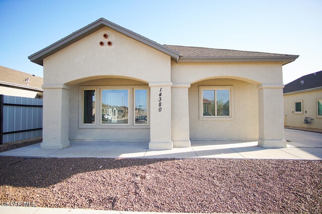 14380 Tobe Davis Dr in Horizon City, TX - Building Photo - Building Photo