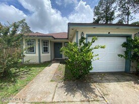 2641 Sam Houston Pl in Jacksonville, FL - Building Photo