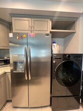 947 S Mountain Ave in Ontario, CA - Building Photo - Building Photo