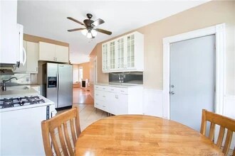 144 Putnam St in Hartford, CT - Building Photo - Building Photo