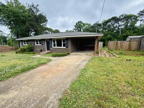 119 Dobbins Cir in Griffin, GA - Building Photo - Building Photo
