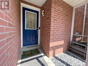 51 Hood Crescent in Brampton, ON - Building Photo - Building Photo