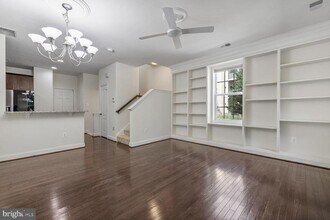306 Park Ave in Gaithersburg, MD - Building Photo - Building Photo