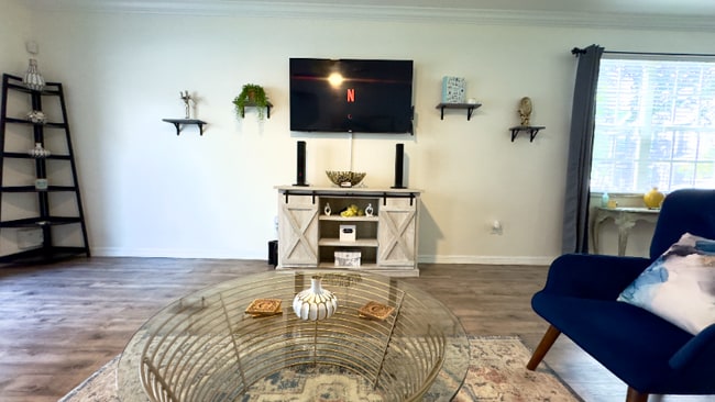 property at 4931 Elizabeth Anne Cir