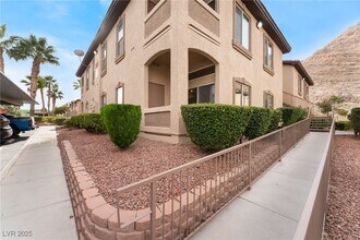 3455 Cactus Shadow St in Las Vegas, NV - Building Photo - Building Photo
