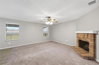 3119 Pompi Dr in Grand Prairie, TX - Building Photo - Building Photo