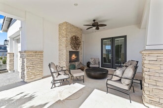 10921 N Blakely St in Surprise, AZ - Building Photo - Building Photo