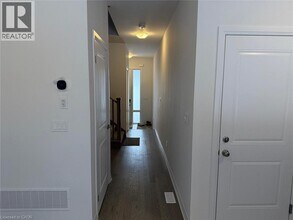 97 Manuel St in Stratford, ON - Building Photo - Building Photo