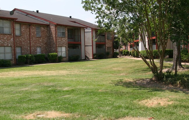 Andalucia in Humble, TX - Building Photo - Building Photo