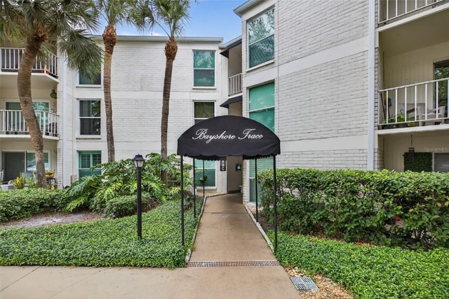 property at 3325 Bayshore Blvd
