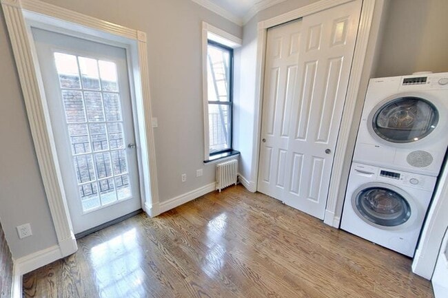 60 Avenue B, Unit 2A in New York, NY - Building Photo - Building Photo