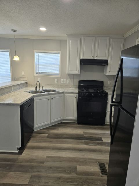 316 Bankers Dr in St. Paul, MN - Building Photo