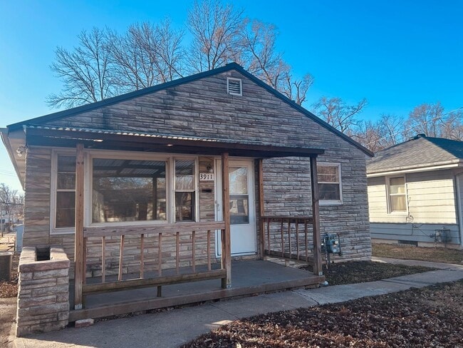 3911 Kansas Ave in Omaha, NE - Building Photo - Building Photo