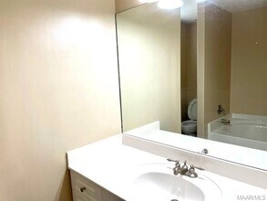 8808 Jamac Ln in Montgomery, AL - Foto de edificio - Building Photo