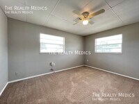 15 Palm Ct photo'