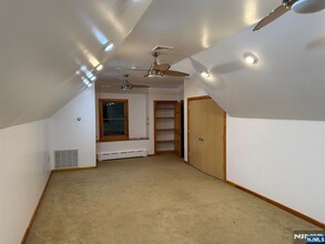 160 E 6th St in Clifton, NJ - Building Photo - Building Photo