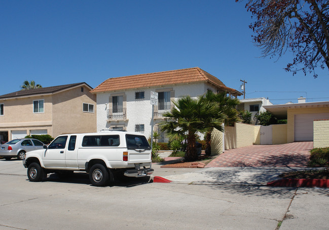 1264 Reed Ave in San Diego, CA - Building Photo - Building Photo