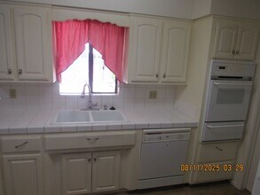 1045 Gardencrest Dr in Kingman, AZ - Building Photo - Building Photo
