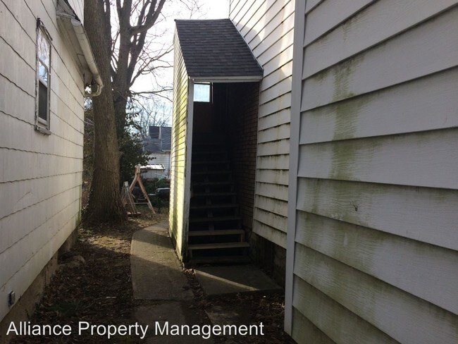 1633 W Main St in Fort Wayne, IN - Building Photo - Building Photo