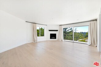 32305 Blue Rock Ridge in Westlake Village, CA - Building Photo - Building Photo