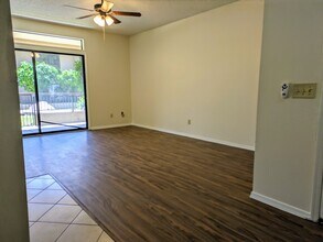 6550 N 47th Ave, Unit 101 in Glendale, AZ - Foto de edificio - Building Photo