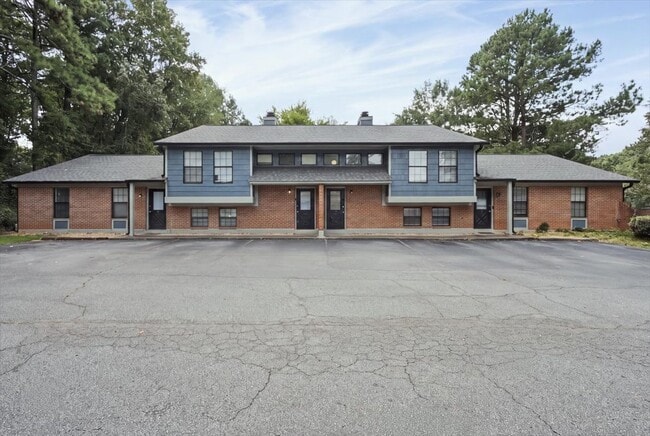 property at 1205 Natchez Trce SW
