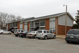 Cedar Creek Apartments in Noble, OK - Building Photo - Building Photo