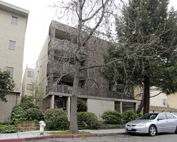 394 Orange St in Oakland, CA - Building Photo