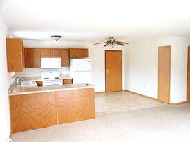 Allyson Court Apartments in Stevens Point, WI - Building Photo