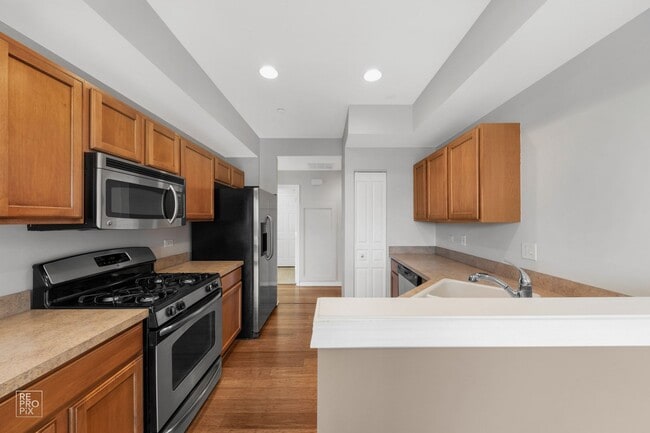 1467 Crimson Ln in Yorkville, IL - Building Photo - Building Photo