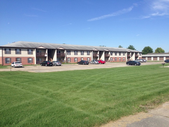 Kiwanis Manor Apartments in Freeport, IL - Building Photo - Building Photo