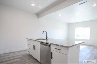 651 S 2400 W in Rexburg, ID - Building Photo - Building Photo