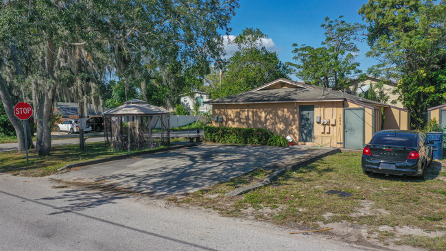 1422 E 108th Ave in Tampa, FL - Building Photo - Building Photo