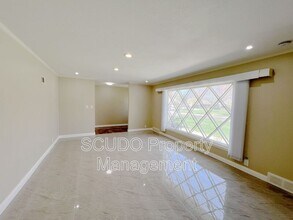 7309 W 100th Pl in Overland Park, KS - Building Photo - Building Photo