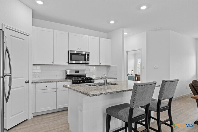 2920 Calandra Lark in Canyon Lake, TX - Building Photo - Building Photo